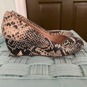 Women’s Vionic shoes